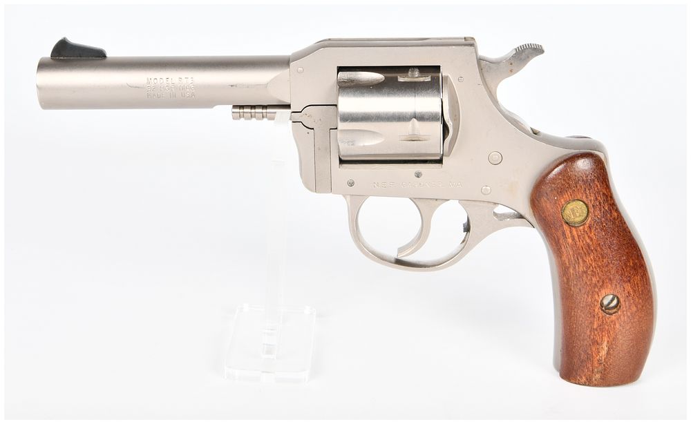 Lot 438: New England Firearms R73 .32 H&R Magnum Double-Action Revolver
