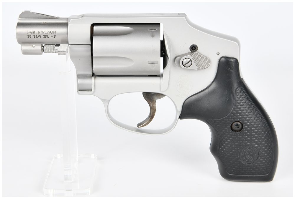 Lot 462: Smith & Wesson Model 642-2 Airweight .38 S&W SPL + P Revolver