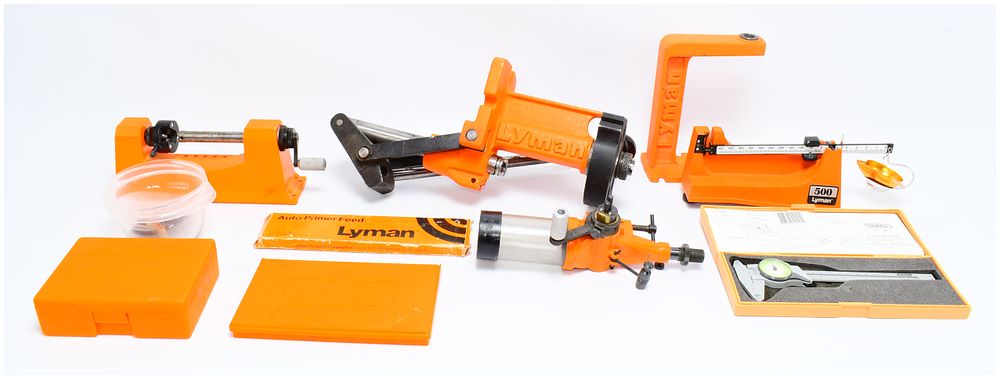 Lot 1055: A Lyman Brass Smith Reloading Kit and Accessories