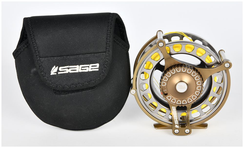 Lot 1196: Sage EVOKE 8 Large Arbor Fly Fishing Reel with Case