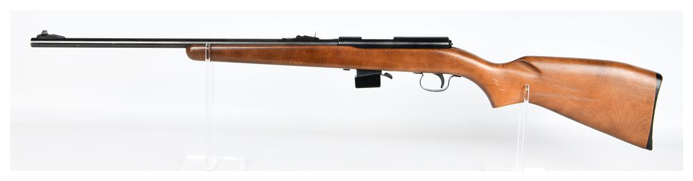 Lot 1272: Winchester Model 131 .22 Bolt Action Rifle