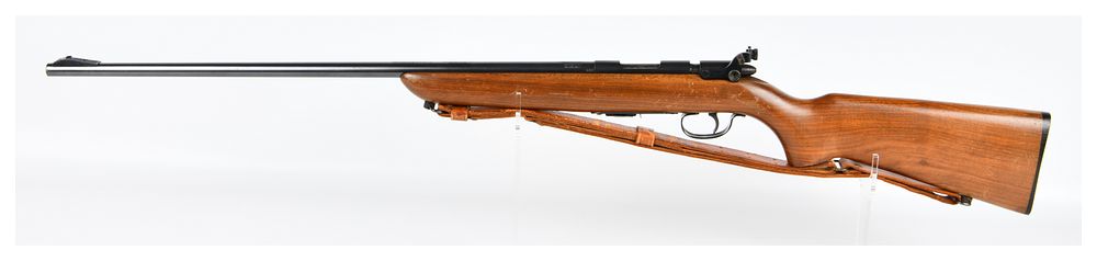 Lot 1422: Remington Model 511P The Scoremaster Bolt-Action Rifle, .22 S. L. & Long Or Long Rifle