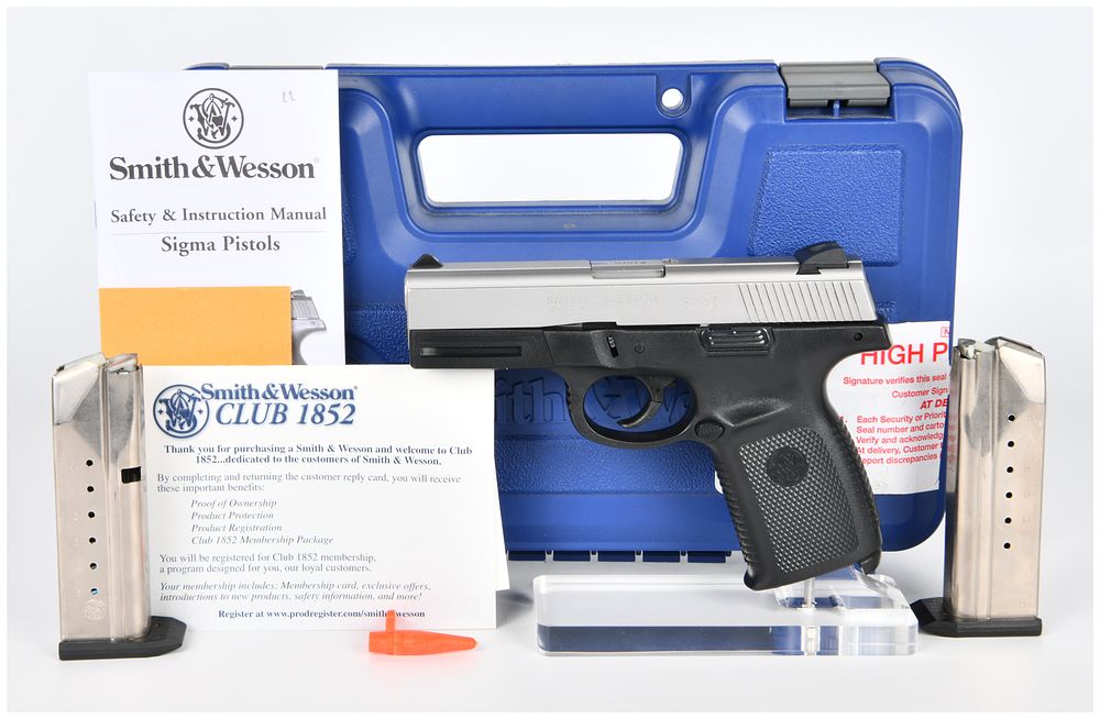 Lot 1533: Smith & Wesson SW9VE 9mm Semi-Automatic Pistol with Case and Accessories
