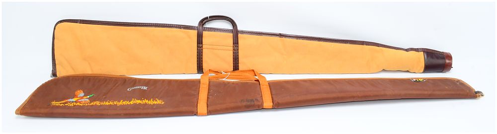 Lot 1577: A Pair of Vintage Soft Shotgun Cases