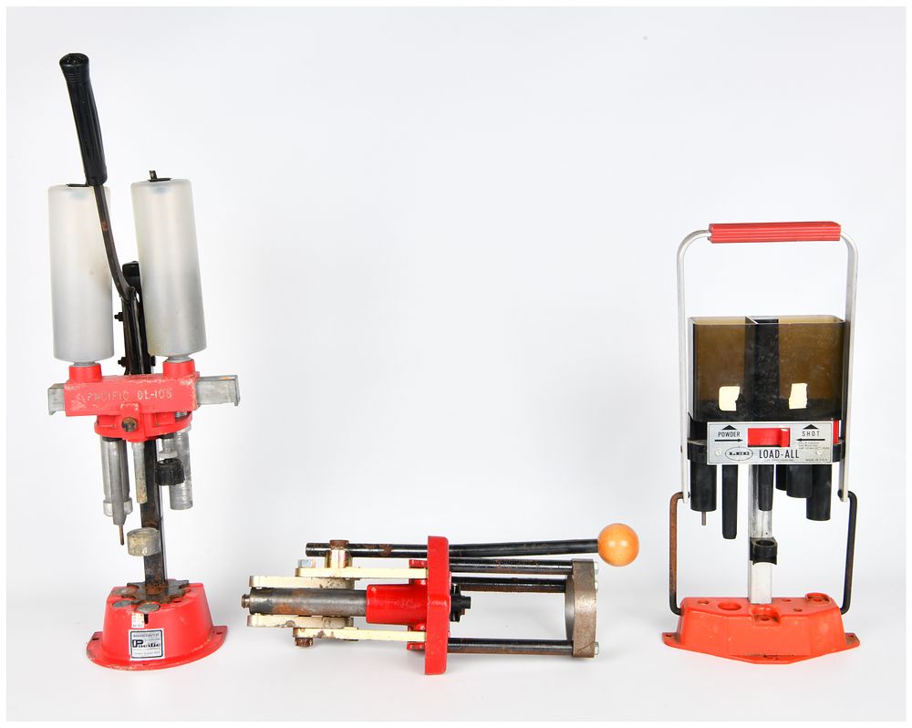 Lot 1592: Three Vintage Shotshell Reloading Presses including Pacific DL-105 and Lee Load-All 16 Gauge
