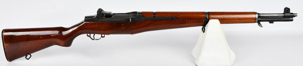 Lot 222: U.S. International Harvester M1 Garand Rifle, Caliber .30 M1