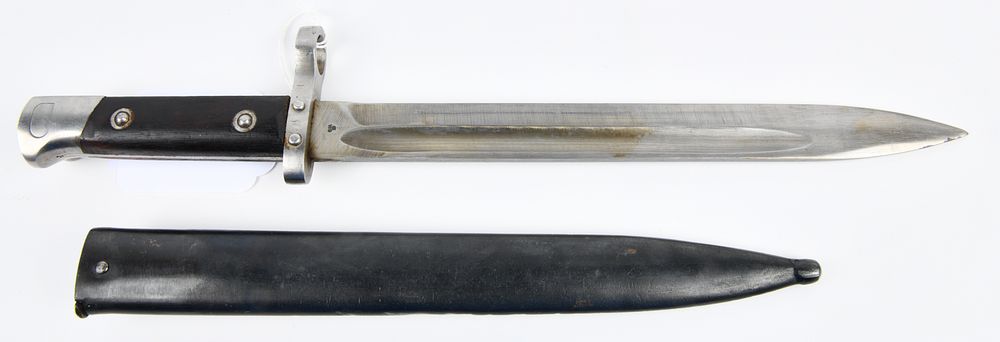 Lot 305: WWI Austrian M1912 OEWG Export Bayonet and Scabbard