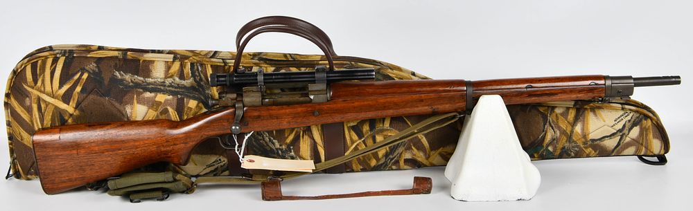 Lot 57: WWII U.S. Remington Model 1903A4 Sniper Rifle, .30-06, with W.R. Weaver Co. 330 Scope - M.8