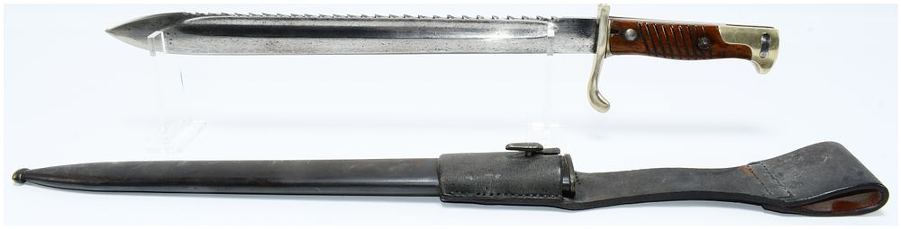 Lot 208: German WWI M1898/05 n/A 'Butcher' Sawback Bayonet with Scabbard and Frog