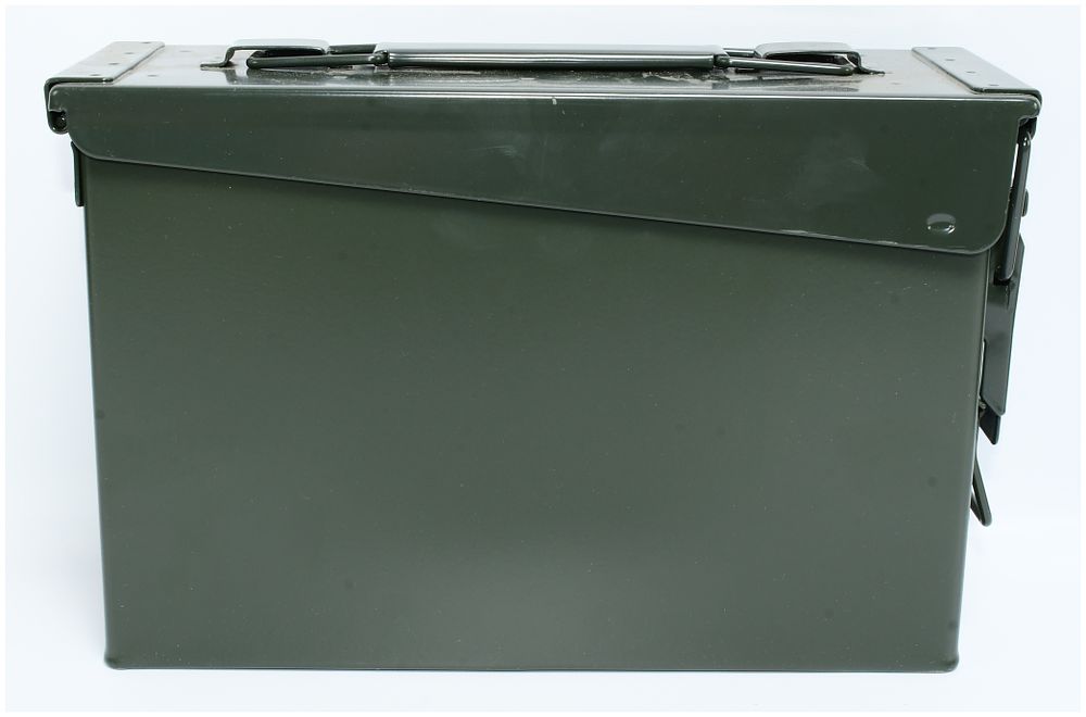 Lot 235: U.S. Military M19A1 Ammunition Can