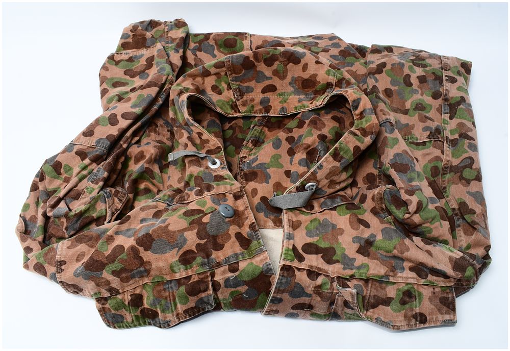Lot 593: A Vintage Austrian KAZ 57 Pea Dot Camouflage Field Tunic