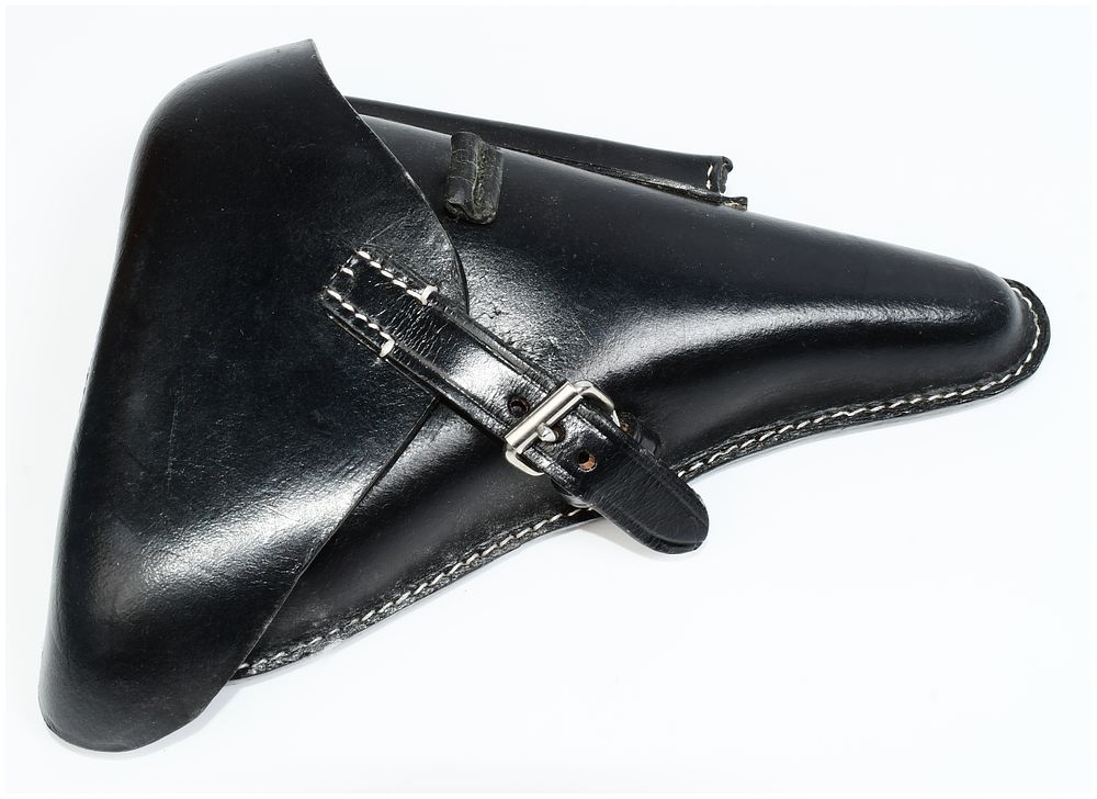 Lot 1270: WWII German P08 Luger Hardshell Holster, Black Leather