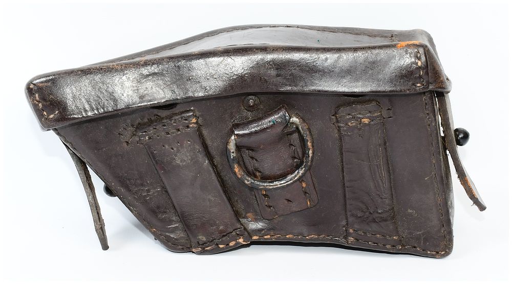 Lot 1388: A German Military Leather Folding Tool Case