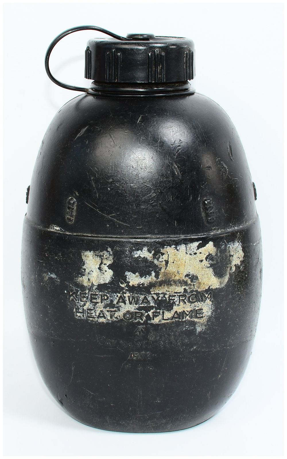 Lot 1483: A British Army 58 Pattern Water Bottle, dated 1973