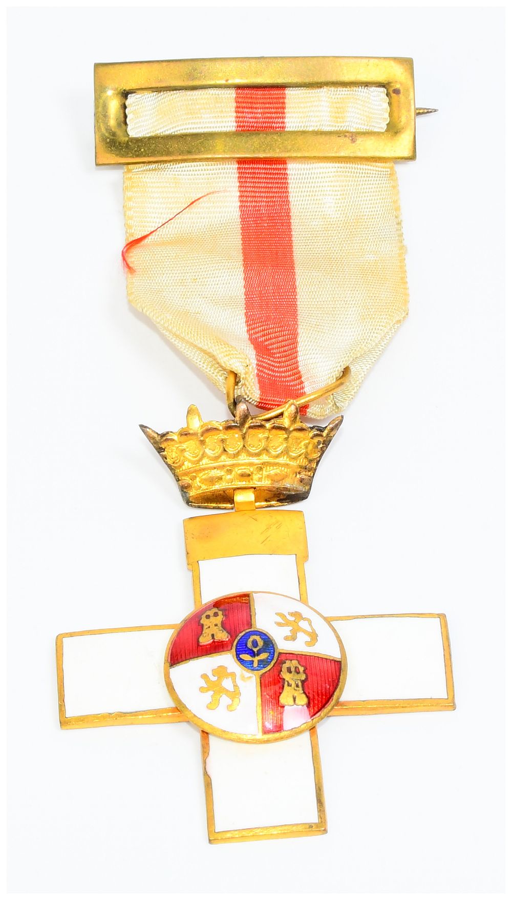 Lot 1501: A Spanish Order of Military Merit, White Badge (Cruz del Mérito Militar, Distintivo Blanco), circa late 19th Century