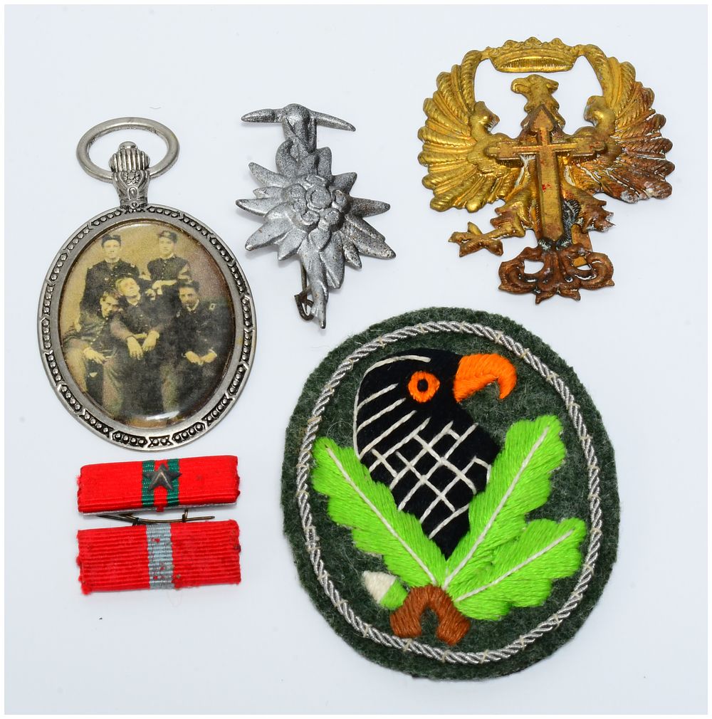 Lot 1561: A Collection of German Militaria, including a Second Class Sniper Badge