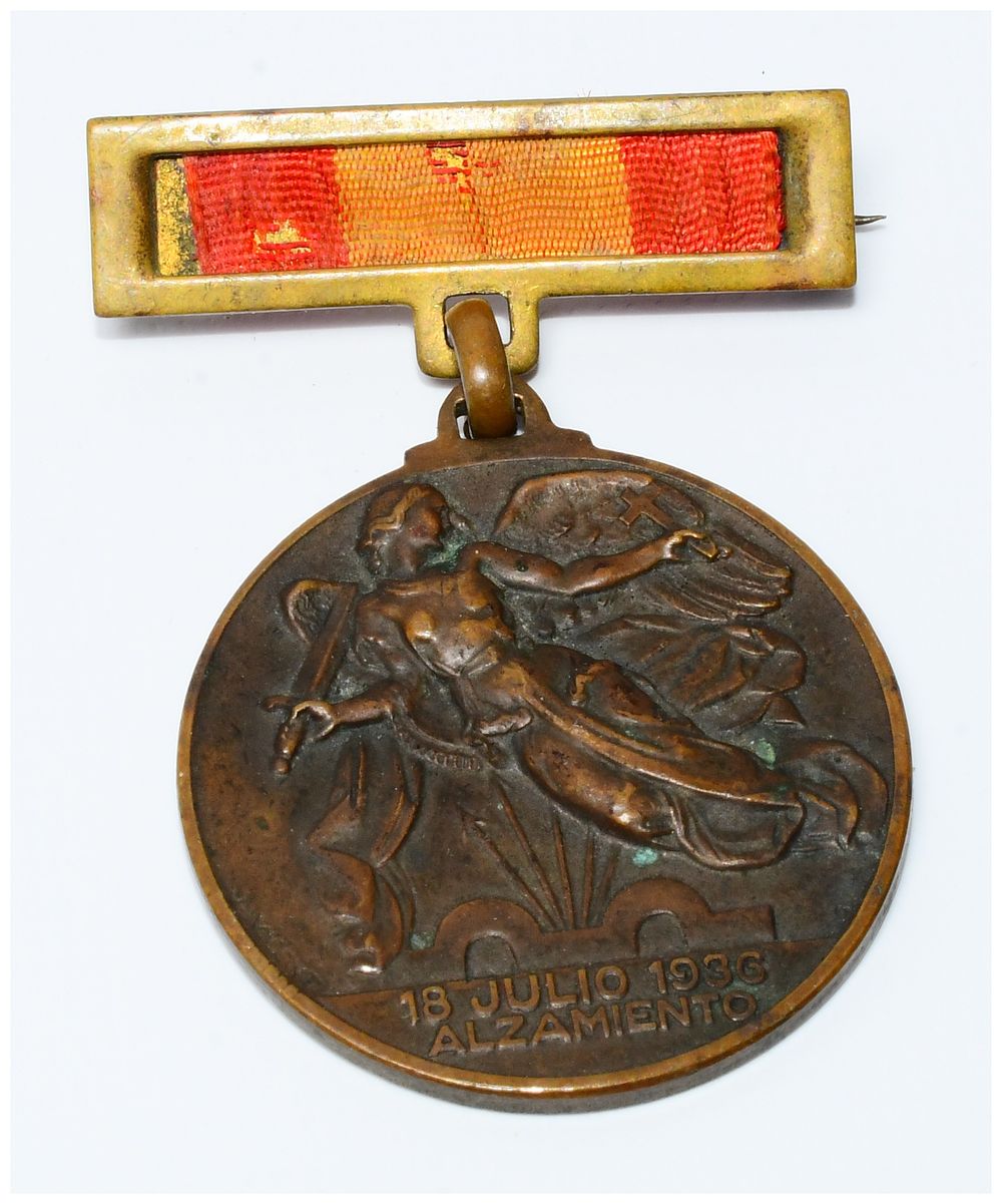 Lot 1591: Spanish Civil War Alzamiento y Victoria Commemorative Medal, 1936-1939