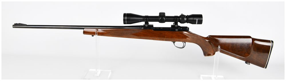 Lot 479: Sako L579 Forester .243 Winchester Bolt-Action Rifle with Simmons Scope