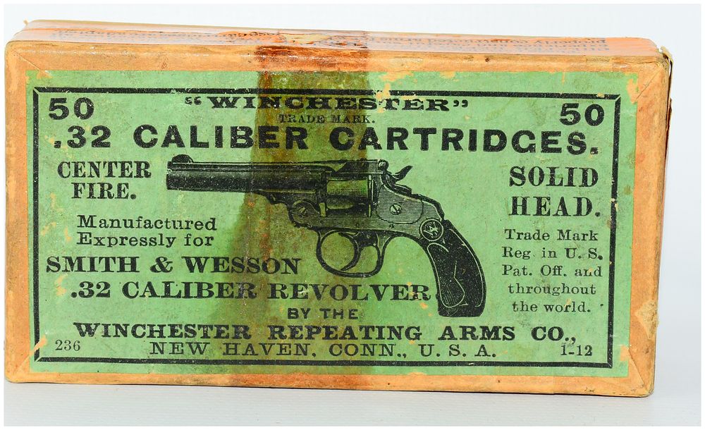 Lot 505: 50 Rounds Vintage Winchester .32 S&W Center Fire Cartridges in Original Box