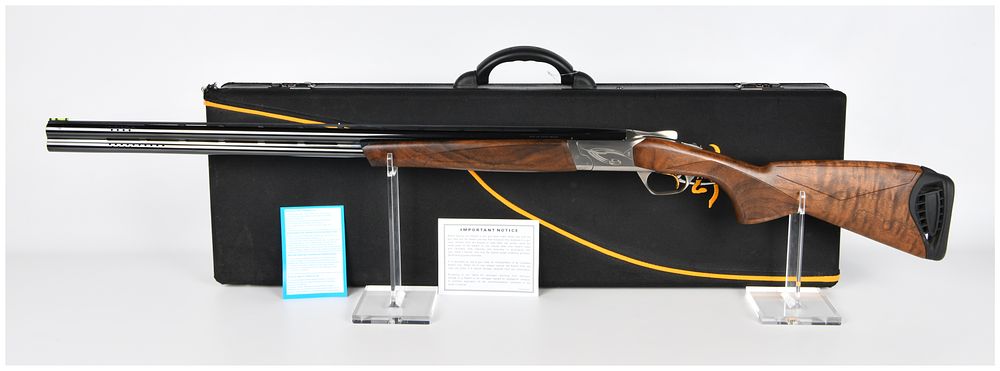 Lot 1337: Browning Cynergy Sporting 20 Gauge Over-Under Shotgun with 30" Barrels