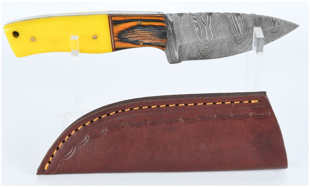 Lot 1439: Contemporary Fixed-Blade Damascus Knife with Two-Tone Handle and Custom Leather Sheath