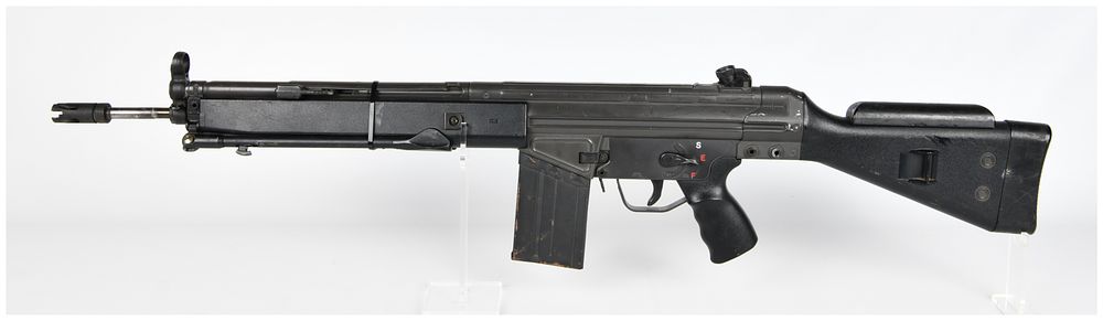 Lot 1562: Airsoft Military-Style Rifle, H&K G3 Type