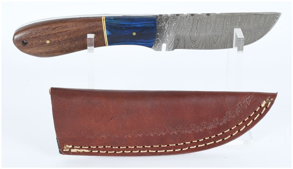 Lot 1589: A Contemporary Damascus Steel Fixed-Blade Knife with Composite and Wood Handle, accompanied by a Leather Sheath