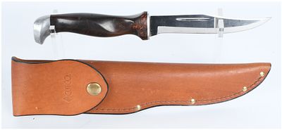 Cutco Model 1769 Fixed Blade Hunting Knife with Leather Sheath. A vintage or modern factory 