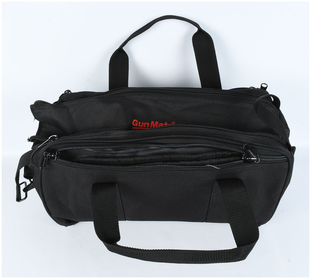 Lot 107: Gun Mate Black Nylon Multi-Compartment Range Bag