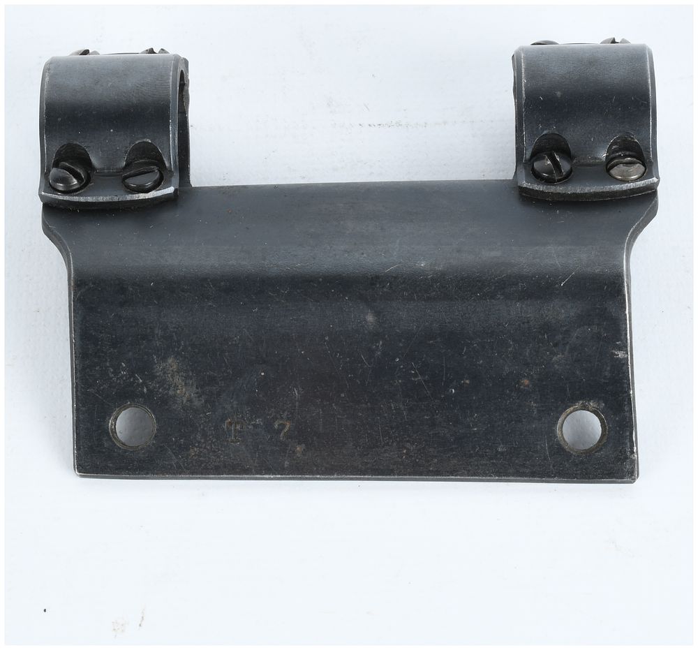 Lot 122: Weaver Model T7 Side Scope Mount 3/4 Inch Rings