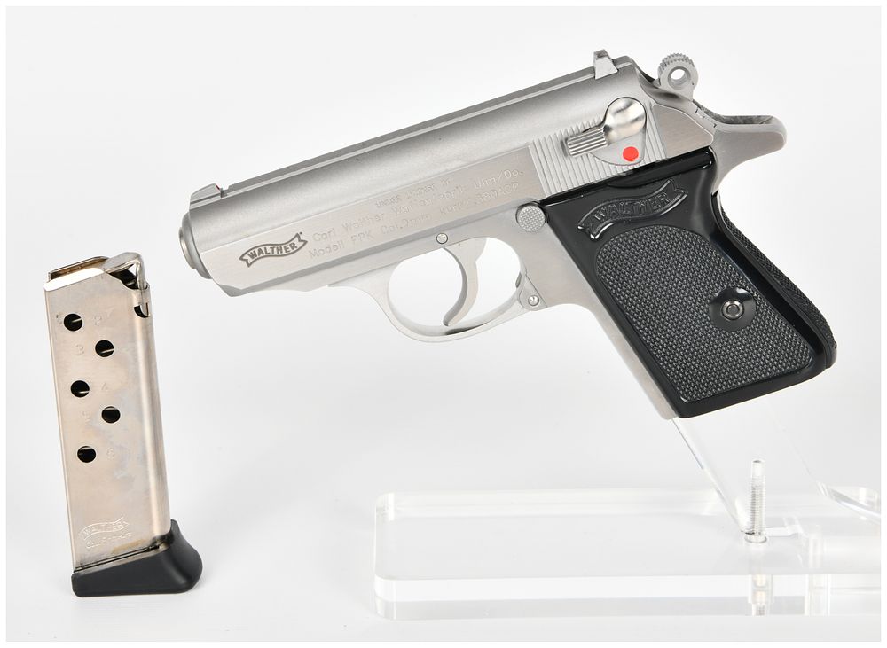 Lot 264: Walther Model PPK Semi-Automatic Pistol .380 ACP (9mm kurz) Serial Number 5967BAM