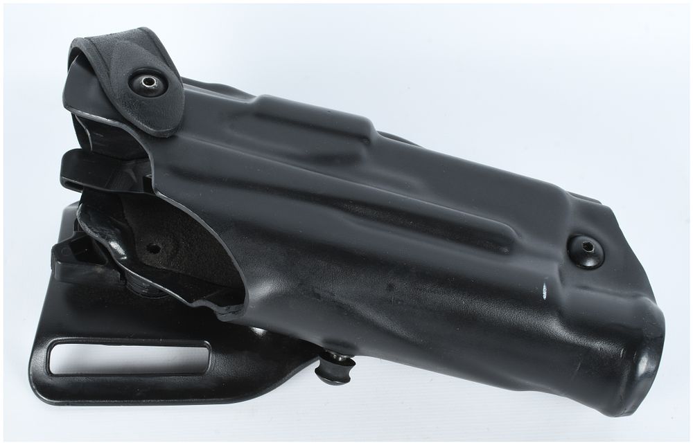Lot 317: Safariland Model 6360 ALS/SLS Mid-Ride Level III Duty Holster for Glock 17/22 with Light