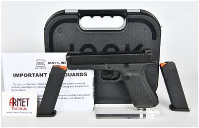 Glock 17 Gen 5 Semi-Automatic Pistol 9x19mm Serial Number BGTW374. This lot consists of a Glock 