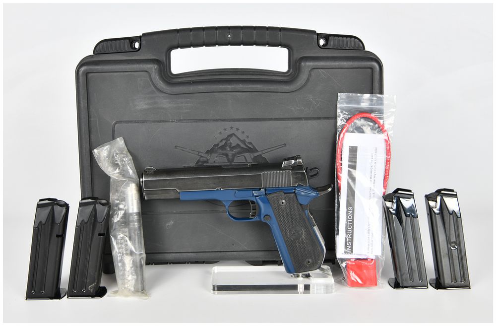 Lot 1059: ARMSCOR M1911 A2 FS-MM Dual Caliber Pistol .22 TCM / 9MM, Serial No. TCM016682