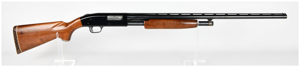 Lot 1086: Western Field Model M550C Pump-Action Shotgun, 20 Gauge (28" BBL)