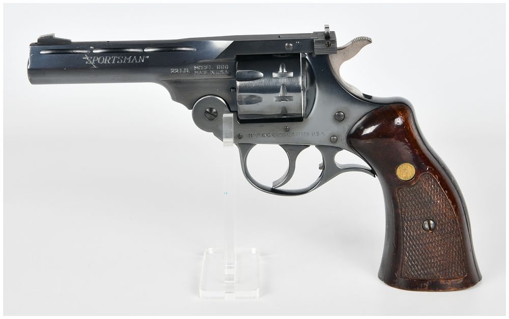 Lot 1137: Harrington & Richardson (H&R) Sportsman Model 999 Top-Break Revolver, .22 LR, Serial AY122832
