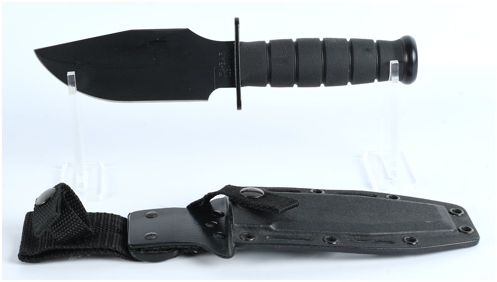 Lot 1217: KA-BAR Heavy Duty Warthog Fixed Blade Knife