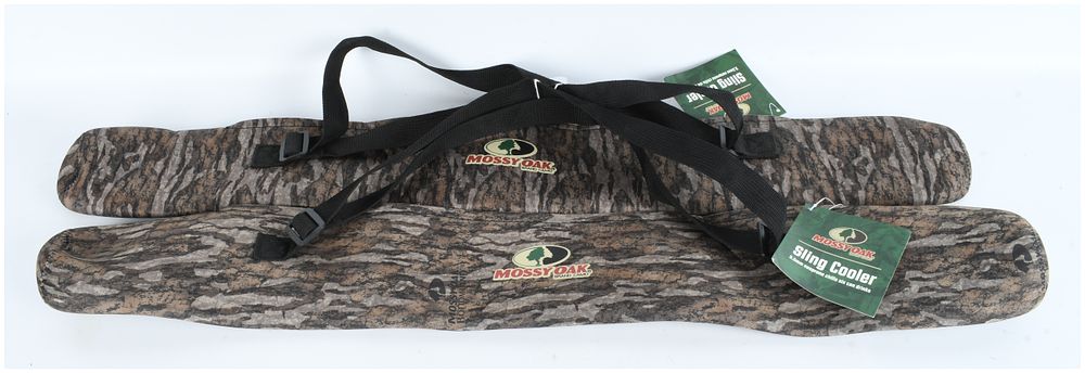 Lot 1271: A Pair of Mossy Oak Brand Camo 3.5mm Neoprene Sling Coolers