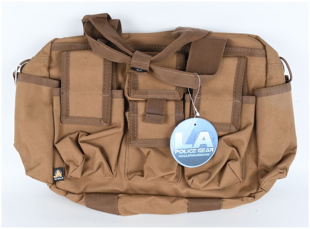 Lot 1292: LA Police Gear Tactical Multi-Pocket Bailout Gear Bag Coyote Tan New