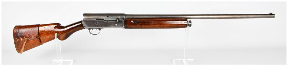 Lot 1350: Remington Model 11 Semi-Automatic Shotgun (28" BBL) Serial Number 103569