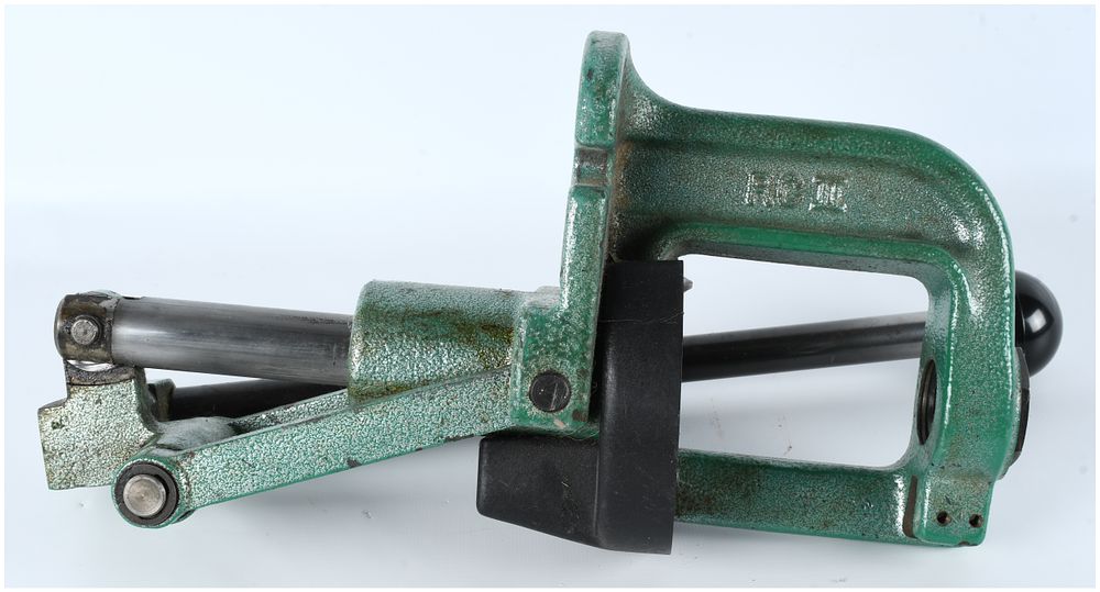 Lot 1396: RCBS Rock Chucker III Single-Stage Reloading Press
