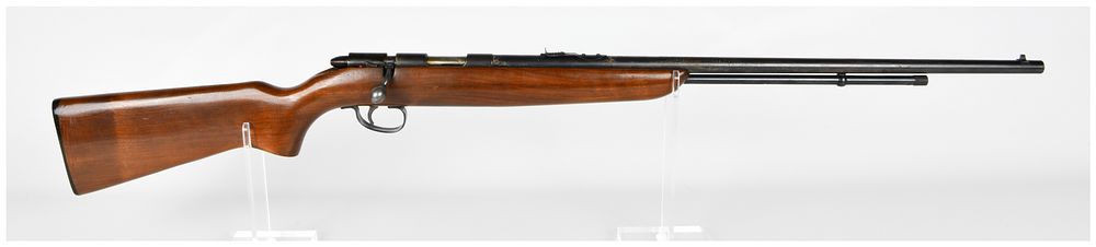 Lot 1440: Remington Sportmaster Model 12 Bolt Action Rifle .22 S L LR