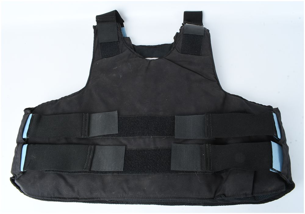 Lot 67: Point Blank Body Armor Model GE Outershell Carrier Vest