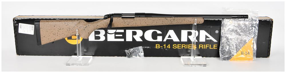 Lot 105: BERGARA B-14 Hunter Bolt-Action Rifle 6.5 Creedmoor, Modern Production