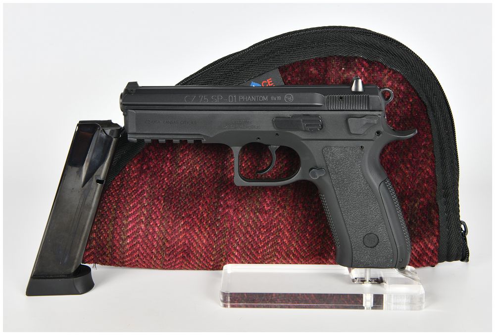 Lot 126: CZ 75 SP-01 PHANTOM 9x19 Semi-Automatic Pistol, Polymer Frame, Circa 2009