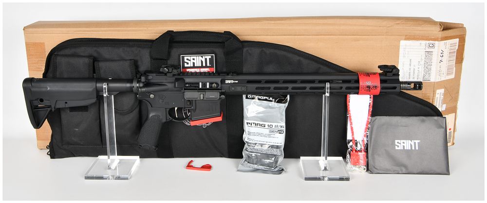 Lot 165: Springfield Armory SAINT Victor AR-Platform Rifle, 5.56 NATO, New-in-Box Configuration, Modern Production