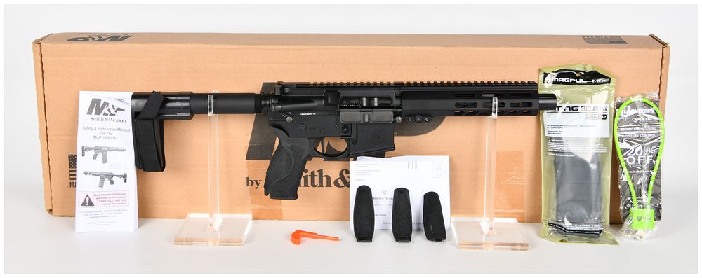Lot 195: Smith & Wesson M&P-15 Semi-Automatic Pistol with SB Tactical Brace, Modern Production