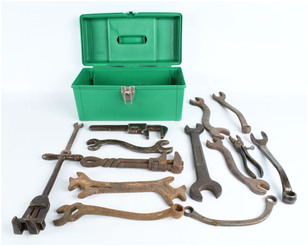 Lot 203: A Collection of Antique and Vintage Farm Implement and Tractor Hand Tools