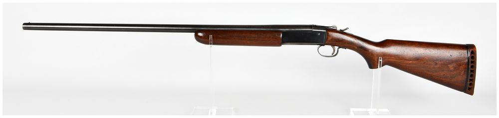 Lot 273: Winchester Model 37 Steelbilt Single-Shot 20 Gauge Shotgun, 28 Inch Barrel, Mid-20th Century