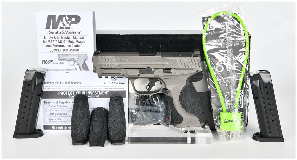 Lot 1245: Smith & Wesson M&P9 M2.0 Metal 9mm Semi-Automatic Pistol, Tungsten Gray Finish, circa 2022